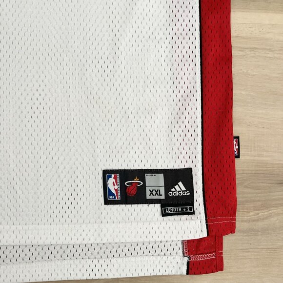 Adidas NBA Miami Heat Dwayne Wade Basketball Jersey White Size 2XL - Picture 4 of 8
